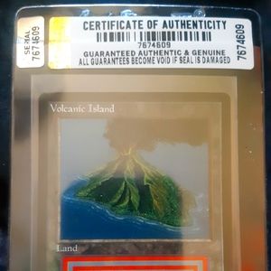Magic the Gathering - Volcanic Island Beta (R) Land - Island Mountain